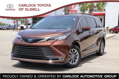 Used 2023 Toyota Sienna XLE