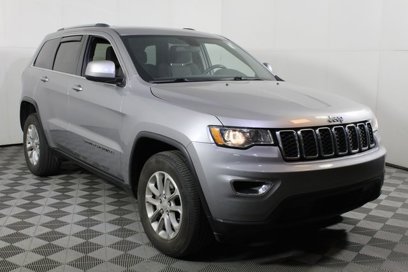 Used 2021 Jeep Grand Cherokee Laredo