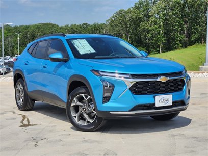 New 2025 Chevrolet Trax LT w/ Driver Confidence Package