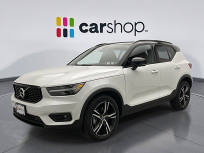Used 2022 Volvo XC40 T5 R-Design