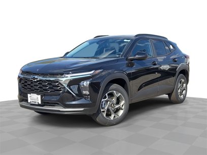 New 2025 Chevrolet Trax LT w/ LPO, Blackout Package