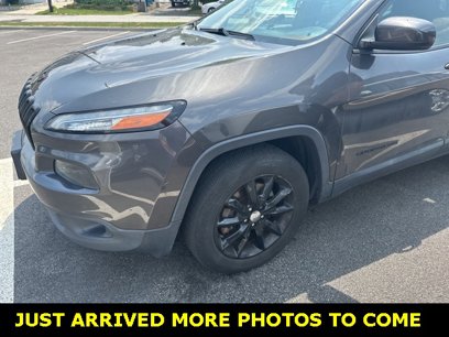 Used 2014 Jeep Cherokee Altitude w/ Comfort/Convenience Group