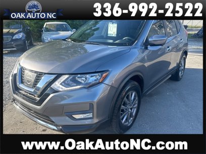 Used 2017 Nissan Rogue SV w/ SV Premium Package