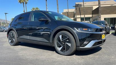 New 2025 Hyundai Ioniq 5 SE