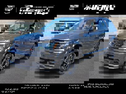 Used 2018 Dodge Journey SE w/ Connectivity Group