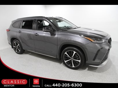 Used 2022 Toyota Highlander XSE