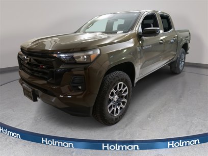 Used 2024 Chevrolet Colorado Z71 w/ Z71 Convenience Package 2