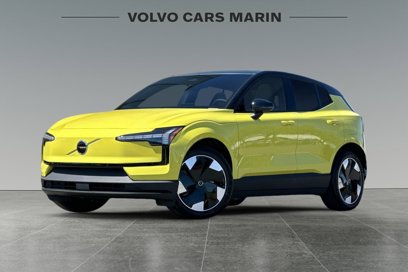 New 2025 Volvo EX30 Plus w/ Protection Package Premier