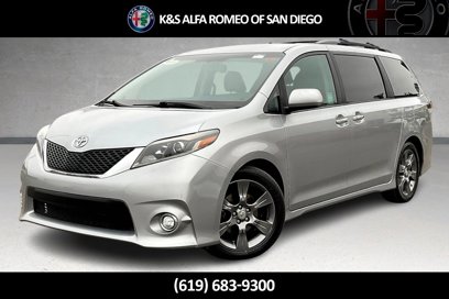 Used 2016 Toyota Sienna SE