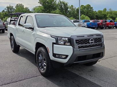 Used 2025 Nissan Frontier SV w/ SV Convenience Package