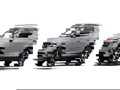 Certified 2025 Volvo XC40 B5 Plus w/ Protection Package Premier