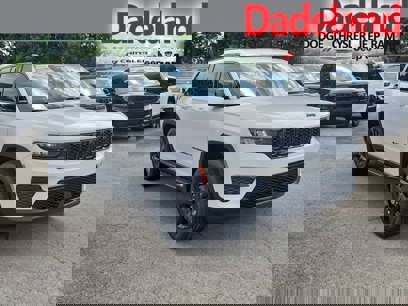New 2024 Jeep Grand Cherokee Altitude