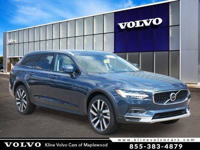 New 2026 Volvo V90 B6 Cross Country Ultra