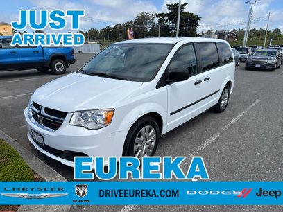 Used 2016 Dodge Grand Caravan American Value Package w/ UConnect Hands-Free Group
