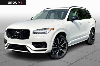 Used 2023 Volvo XC90 T8 Ultimate w/ Lounge Package