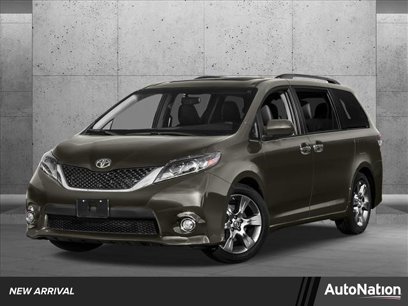 Used 2017 Toyota Sienna SE Premium