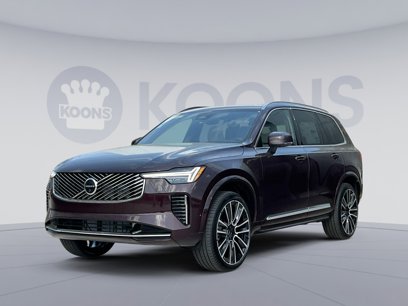 New 2025 Volvo XC90 B6 Ultra w/ Lounge Package