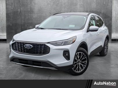 New 2025 Ford Escape SE w/ PHEV Premium Package