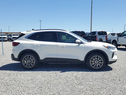 New 2025 Ford Escape SE