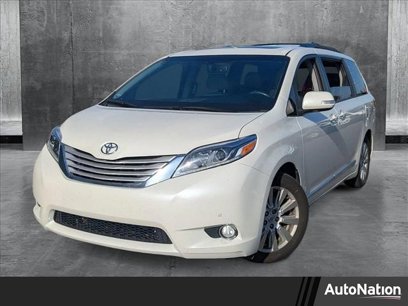 Used 2017 Toyota Sienna Limited Premium
