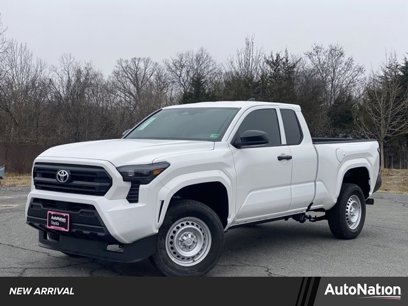 Used 2025 Toyota Tacoma SR