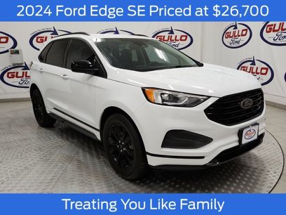 Used 2024 Ford Edge SE w/ Black Appearance Package
