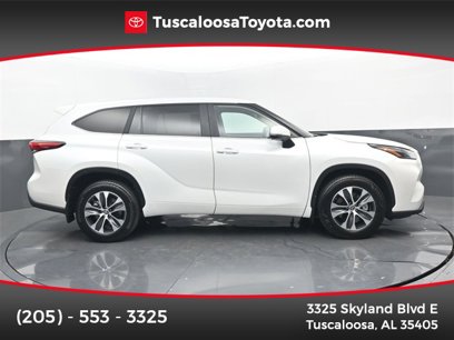 Used 2023 Toyota Highlander XLE