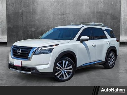 Used 2022 Nissan Pathfinder Platinum w/ Cargo Package