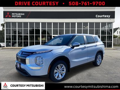 New 2025 Mitsubishi Outlander ES