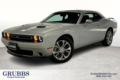 Used 2023 Dodge Challenger SXT w/ Cold Weather Group
