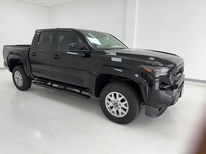 New 2025 Toyota Tacoma SR5