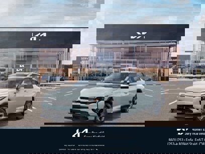 New 2025 Kia K4 LXS