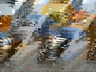 Certified 2022 Volvo XC60 B6 Inscription w/ Advanced Package
