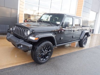 New 2025 Jeep Gladiator Sport