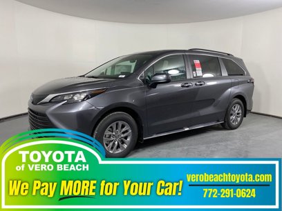 New 2025 Toyota Sienna XLE