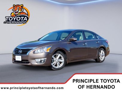 Used 2014 Nissan Altima 2.5 SL w/ Technology Package