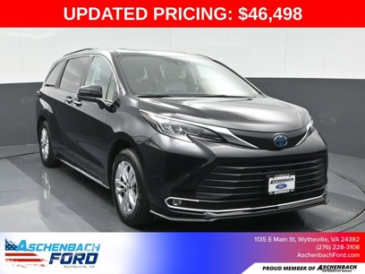 Used 2024 Toyota Sienna XLE