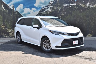 Used 2023 Toyota Sienna LE