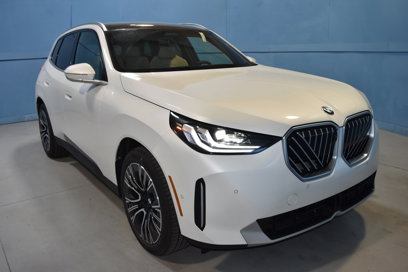 New 2025 BMW X3 xDrive30 w/ Premium Package