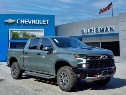 New 2025 Chevrolet Silverado 1500 ZR2 w/ Technology Package