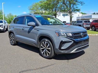 Certified 2022 Volkswagen Taos SE