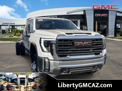 New 2025 GMC Sierra 3500 Pro w/ Convenience Package