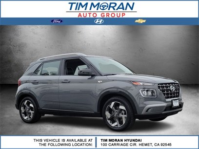 Certified 2022 Hyundai Venue Limited w/ Cargo Package