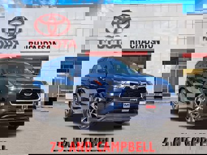 Used 2022 Toyota Highlander XLE