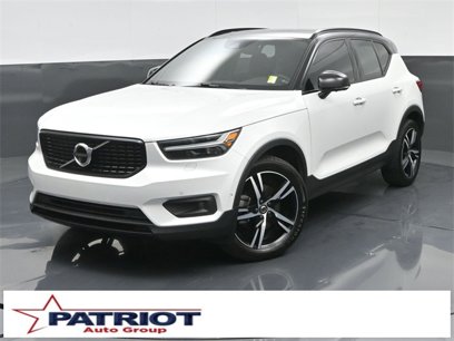 Used 2022 Volvo XC40 T5 R-Design