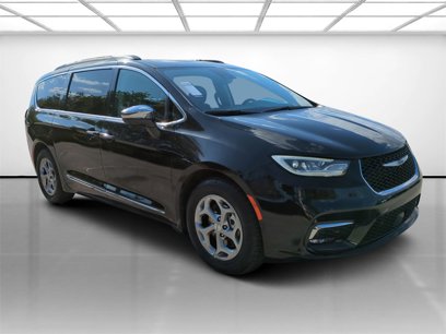 Certified 2022 Chrysler Pacifica Limited