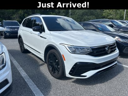 Certified 2022 Volkswagen Tiguan SE R-Line