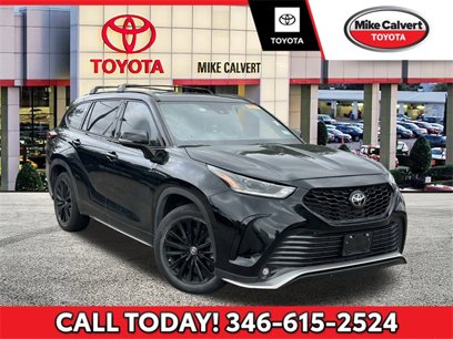 Used 2023 Toyota Highlander XSE