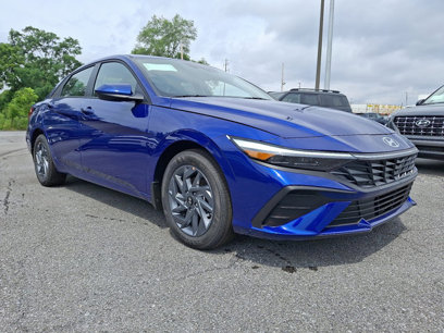 New 2025 Hyundai Elantra Blue