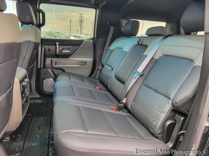 New 2024 GMC Hummer EV 2X w/ Extreme Off-Road Package